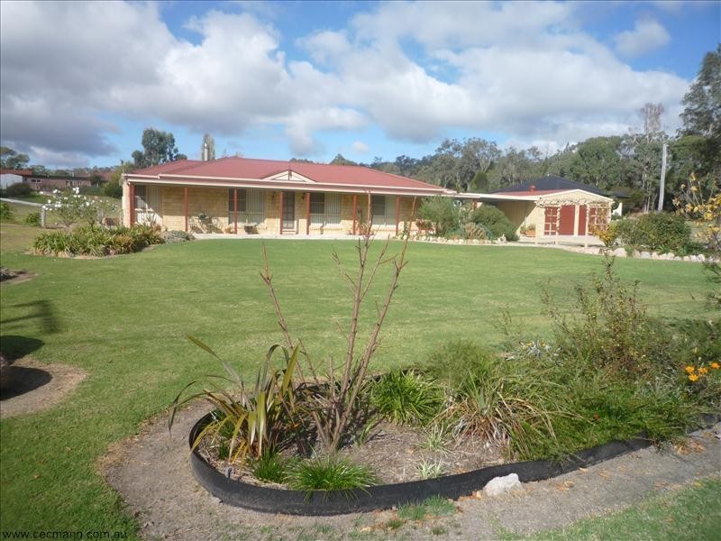 9 Rifle Range Road, Stanthorpe QLD 4380