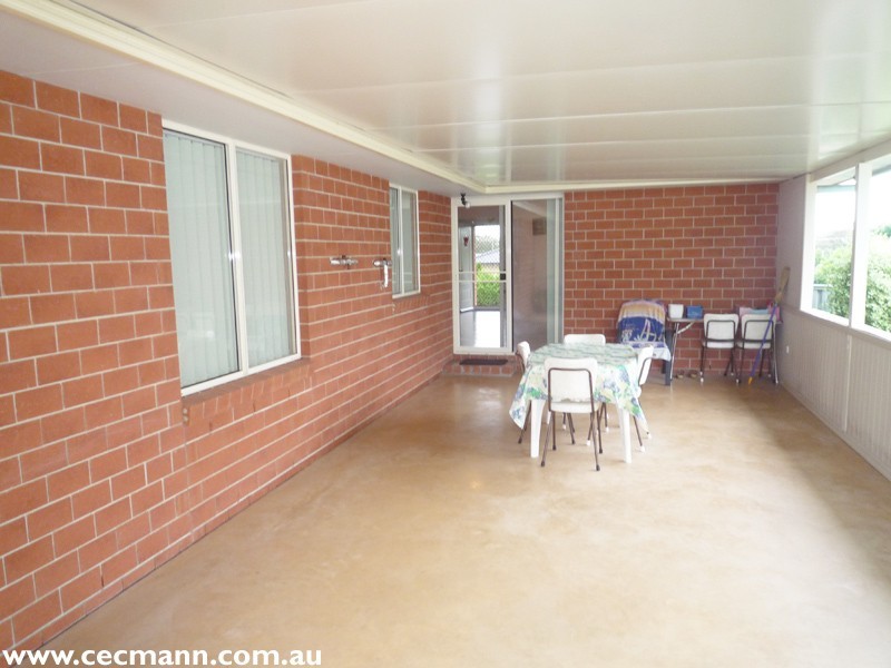 1 Barton Street, Stanthorpe QLD 4380