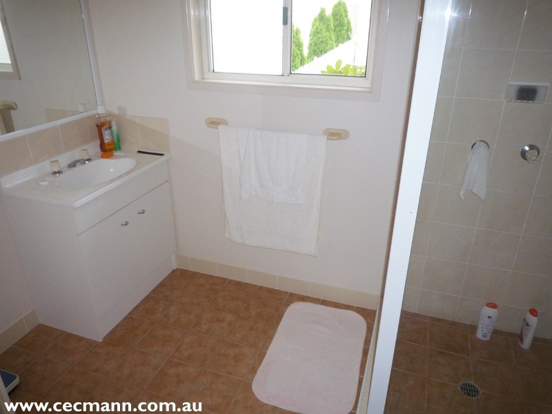 1 Barton Street, Stanthorpe QLD 4380