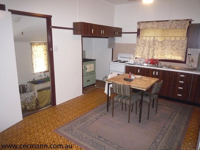 24 Creek Street, Stanthorpe QLD 4380