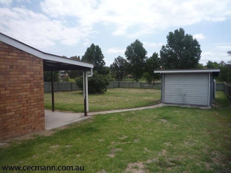 24 Creek Street, Stanthorpe QLD 4380
