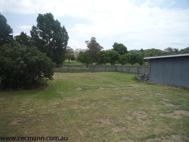 24 Creek Street, Stanthorpe QLD 4380