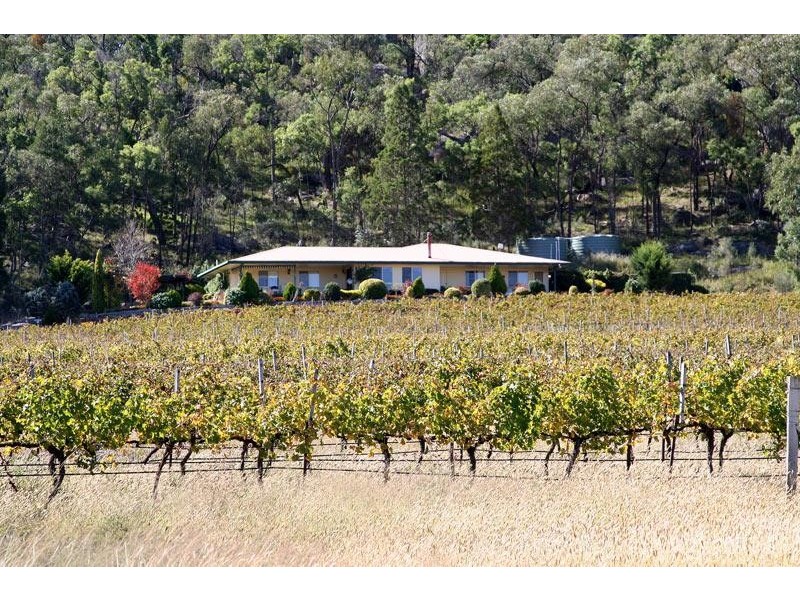 60 Zambelli  Road, Stanthorpe QLD 4380