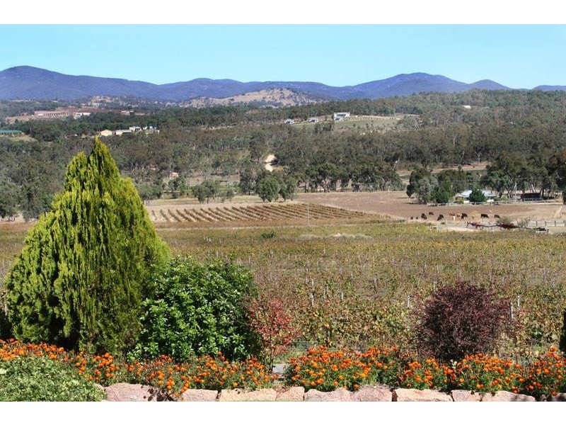 60 Zambelli  Road, Stanthorpe QLD 4380