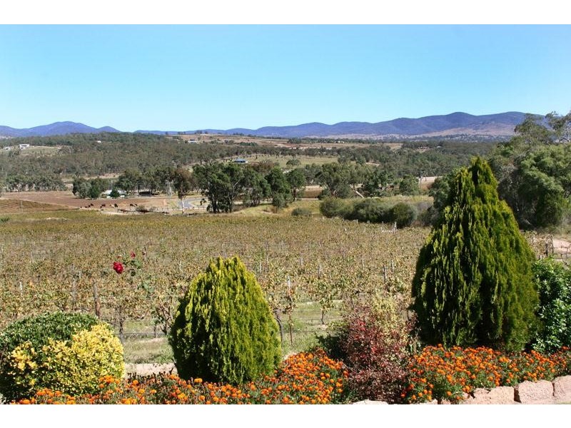 60 Zambelli  Road, Stanthorpe QLD 4380