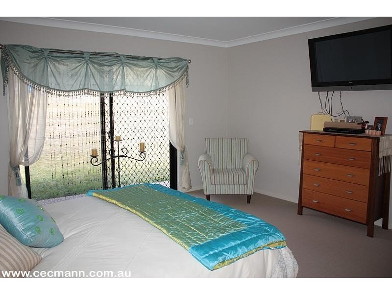 53 Roberts Road, Stanthorpe QLD 4380