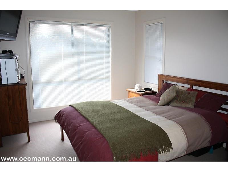 53 Roberts Road, Stanthorpe QLD 4380