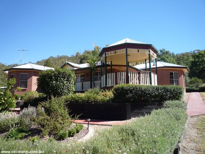 26168 New England Highway, Stanthorpe QLD 4380