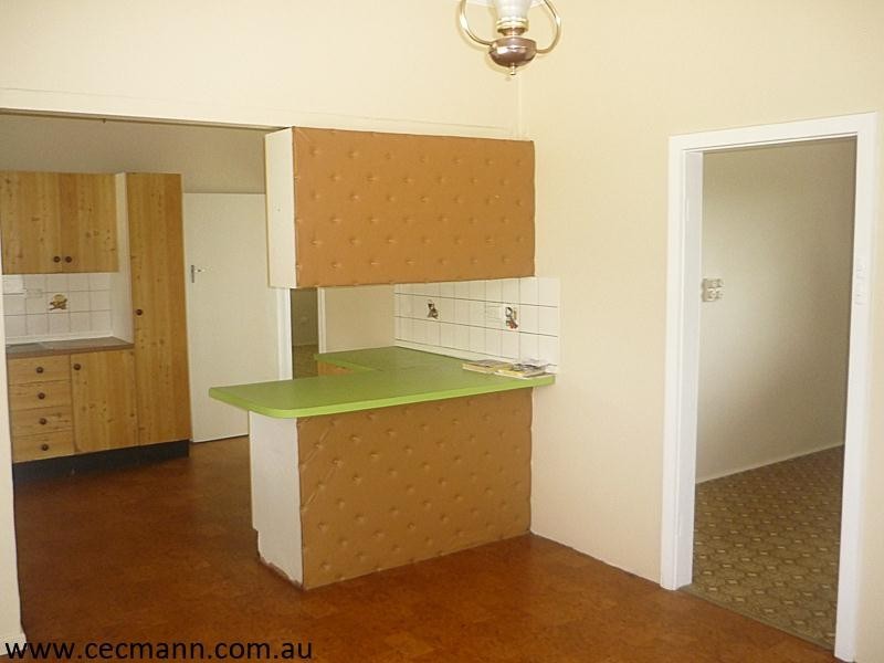 11 Wallangarra  Road, Stanthorpe QLD 4380