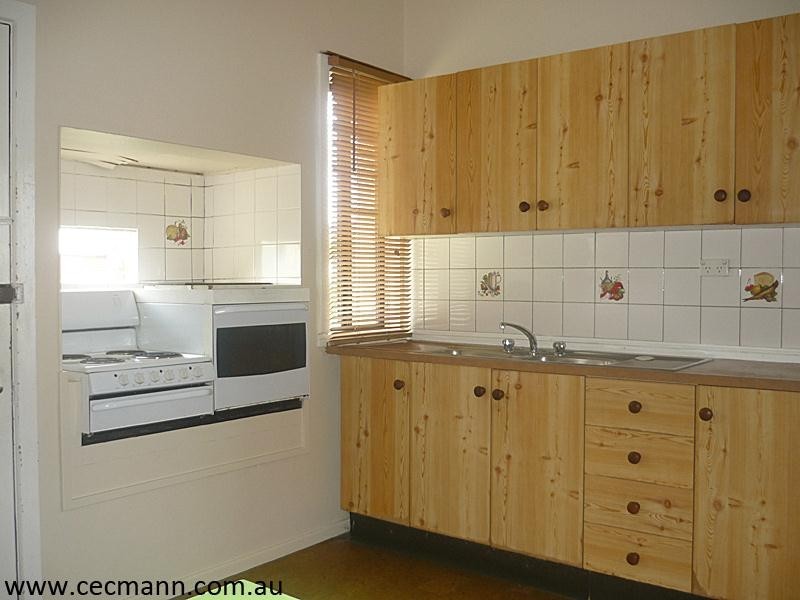 11 Wallangarra  Road, Stanthorpe QLD 4380