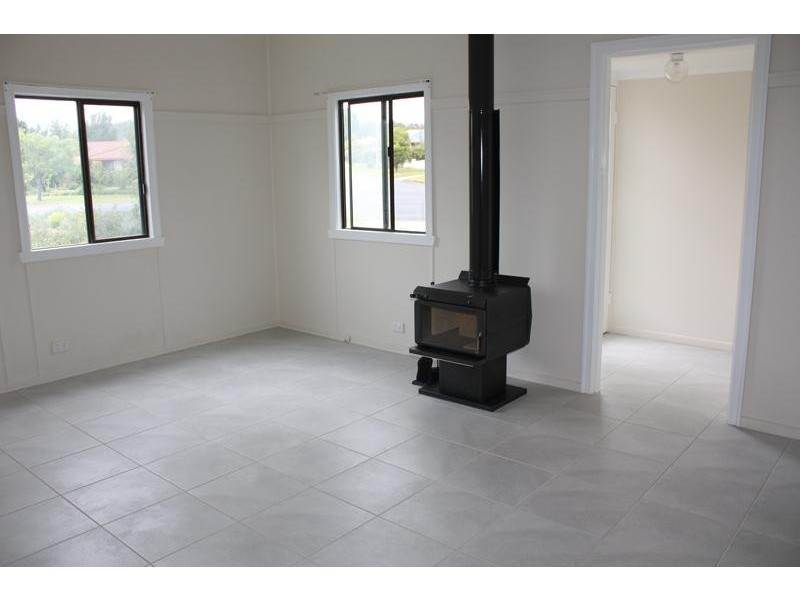 32 Pierpoint Street, Stanthorpe QLD 4380