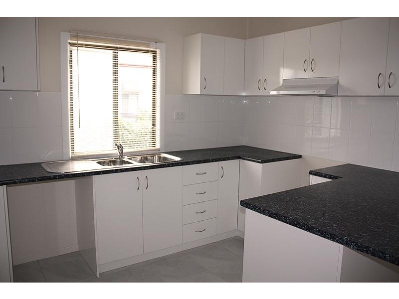 32 Pierpoint Street, Stanthorpe QLD 4380