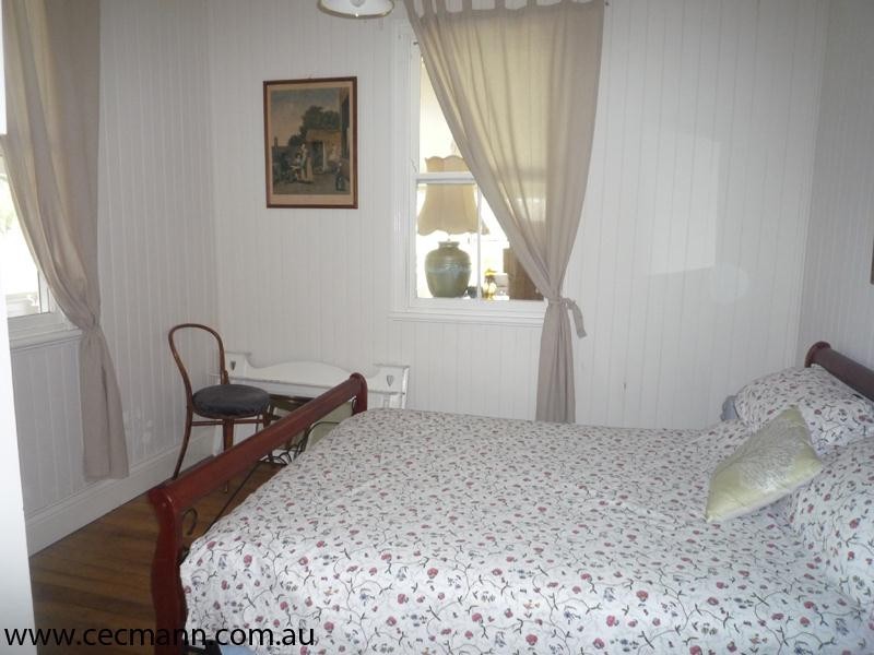 5212 Mount Lindesay Road, Stanthorpe QLD 4380