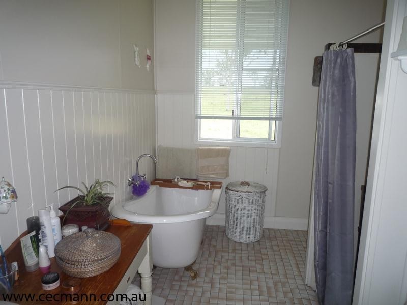 5212 Mount Lindesay Road, Stanthorpe QLD 4380