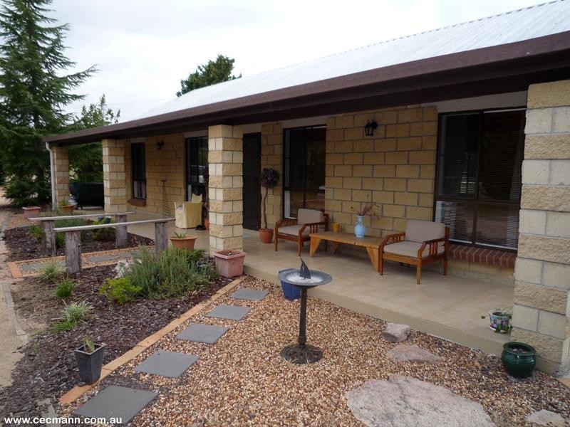 26 Brunckhorst Avenue, Stanthorpe QLD 4380