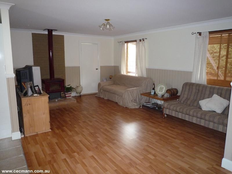 26 Brunckhorst Avenue, Stanthorpe QLD 4380