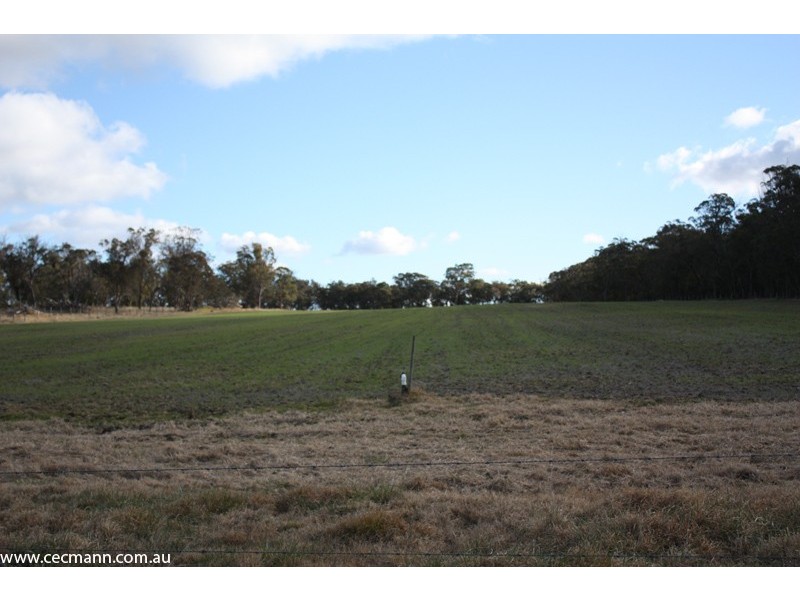 632 Amosfield Road, Stanthorpe QLD 4380