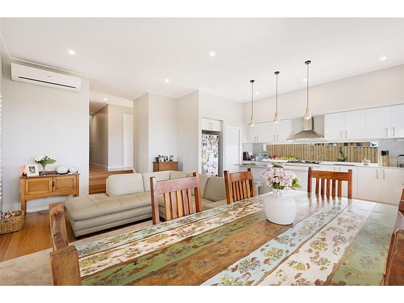 18 Highfield Terrace, Cumbalum NSW 2478