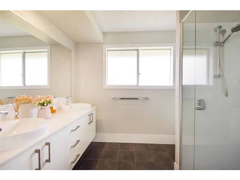 18 Highfield Terrace, Cumbalum NSW 2478