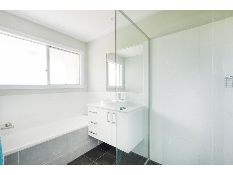 18 Highfield Terrace, Cumbalum NSW 2478