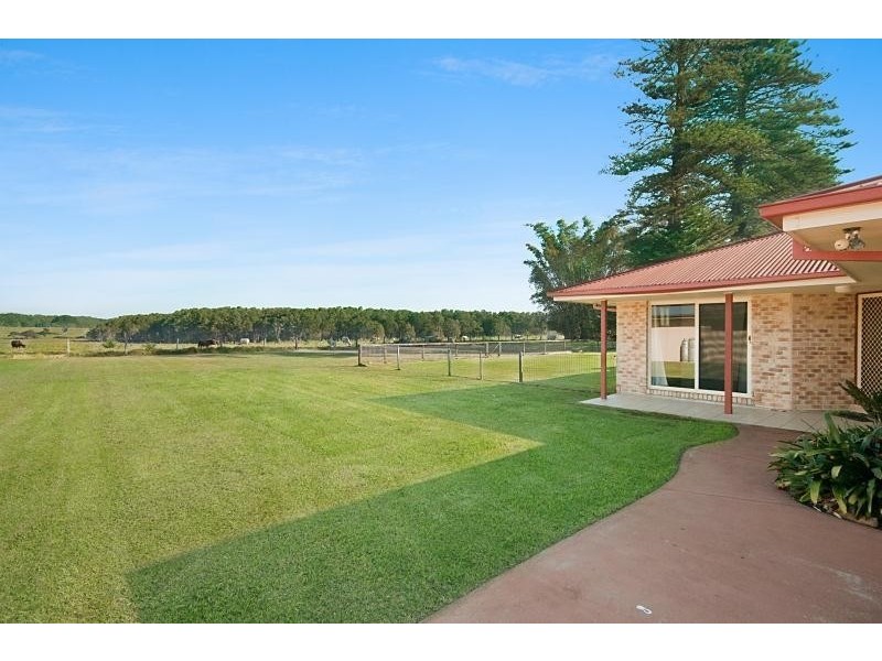 21 Redford Drive, Skennars Head NSW 2478