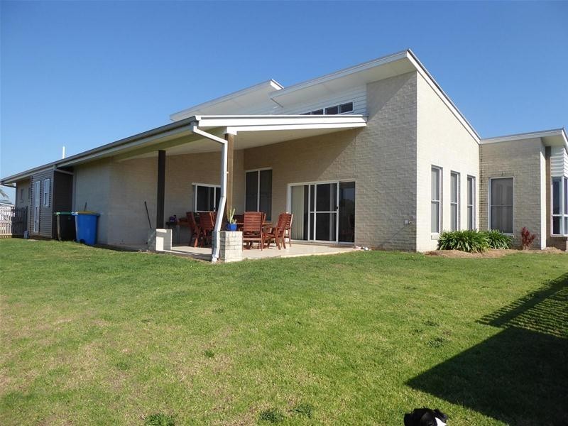 4 The Ridgeway, Cumbalum NSW 2478