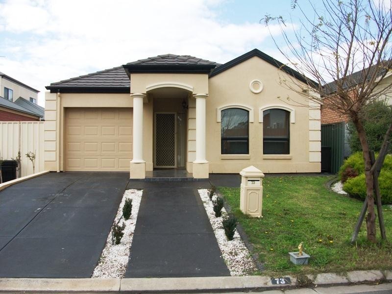 73 Windermere Crescent, Mawson Lakes SA 5095
