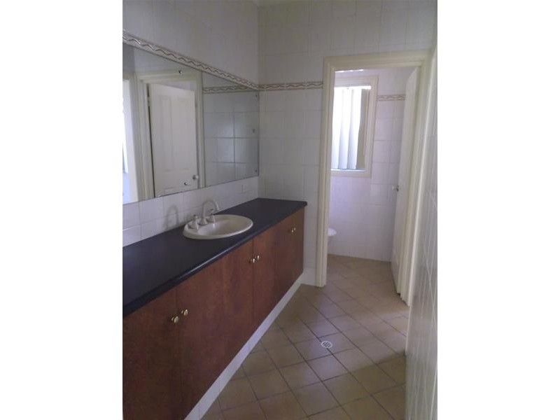 73 Windermere Crescent, Mawson Lakes SA 5095