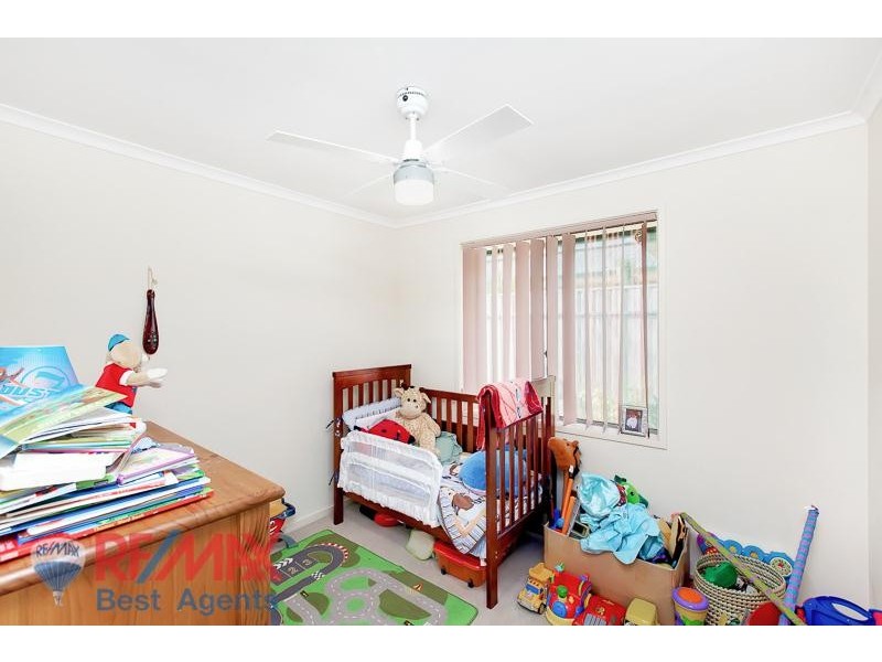 1 Vidmar Court, Woodcroft SA 5162