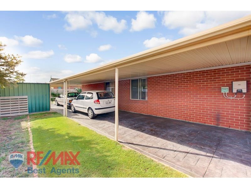 1 Vidmar Court, Woodcroft SA 5162