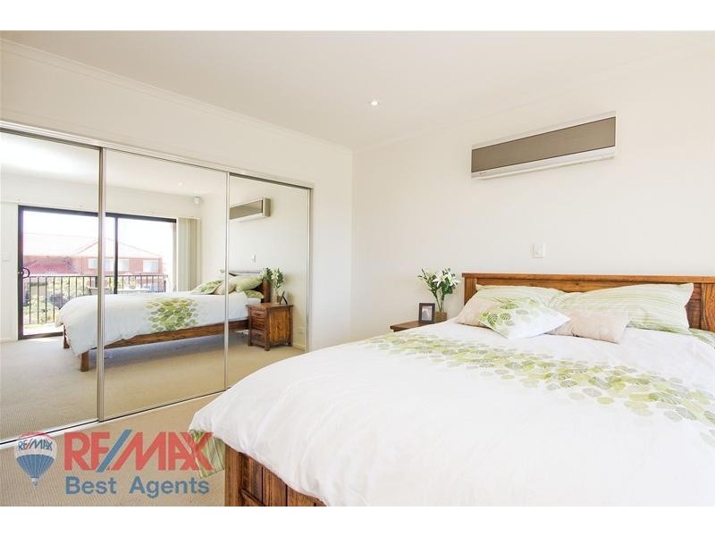 110 Isla Circuit, Mawson Lakes SA 5095