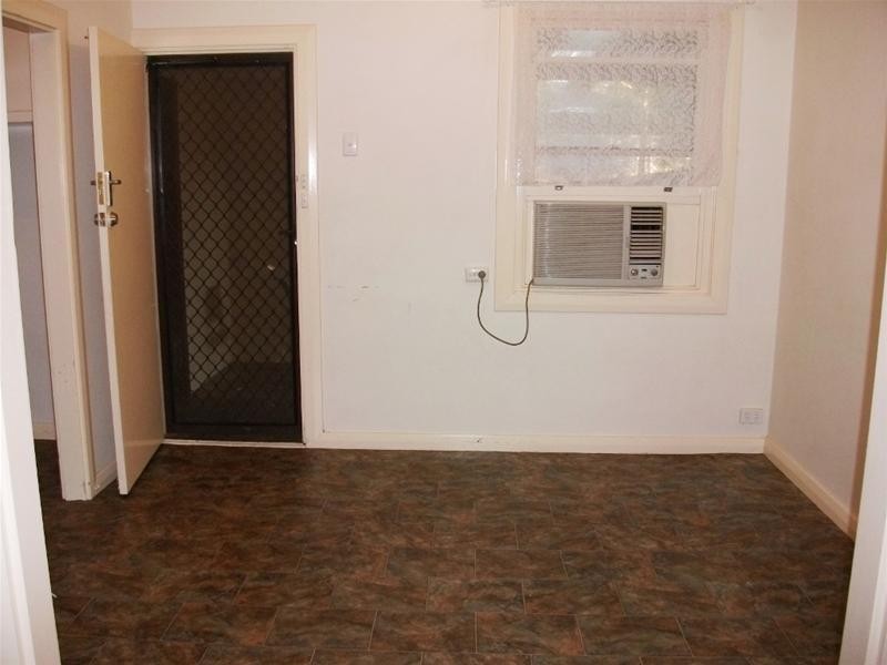 16 Halsey Road, Elizabeth East SA 5112