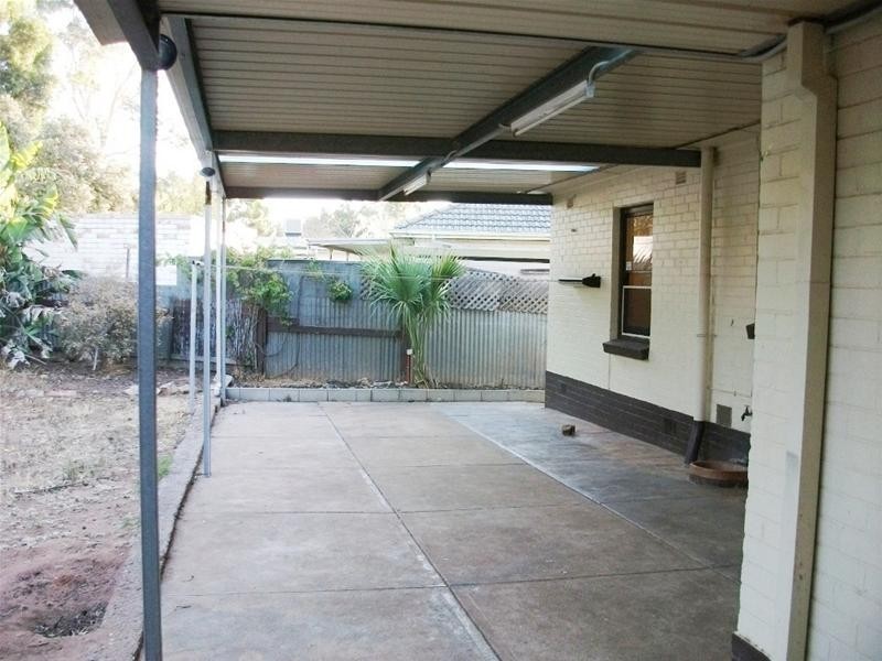 16 Halsey Road, Elizabeth East SA 5112