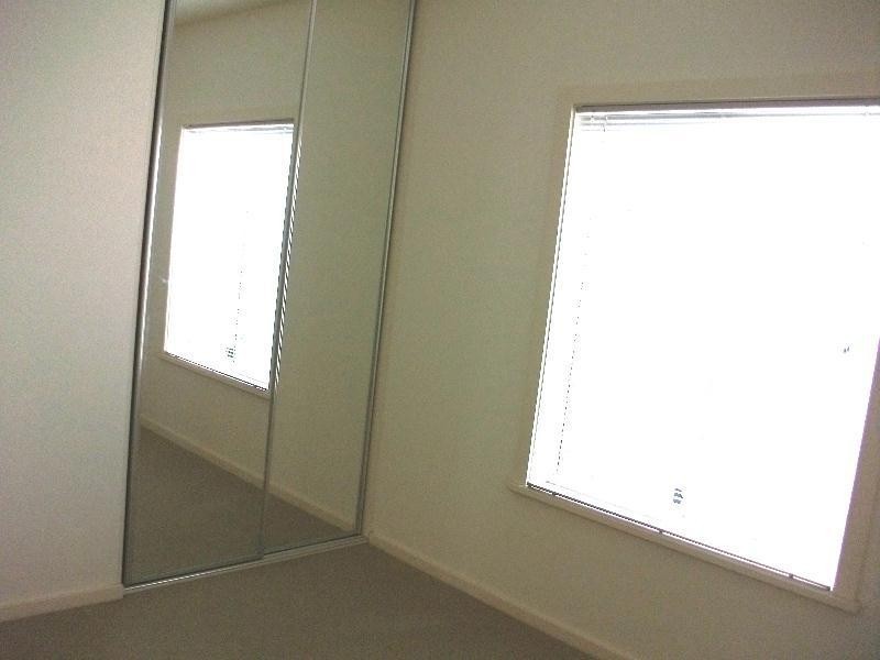 4 Portsmouth Lane, Mawson Lakes SA 5095