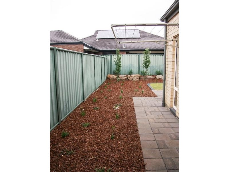 4 Portsmouth Lane, Mawson Lakes SA 5095