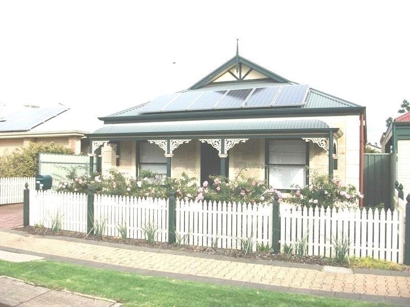 13 Lakewood Court, Mawson Lakes SA 5095