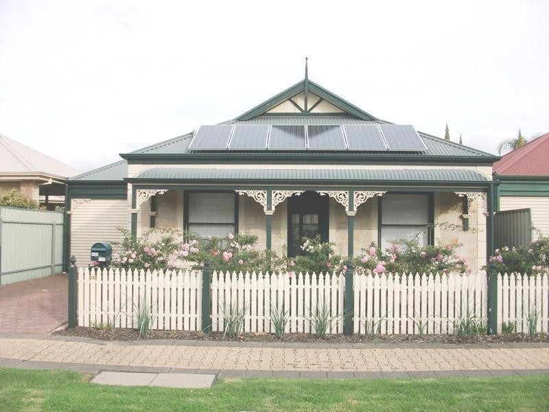 13 Lakewood Court, Mawson Lakes SA 5095