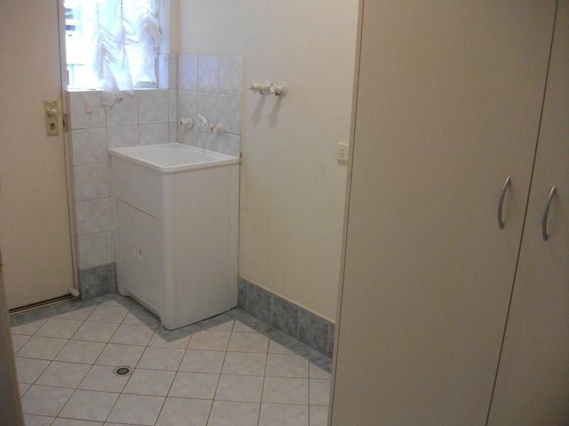 13 Lakewood Court, Mawson Lakes SA 5095