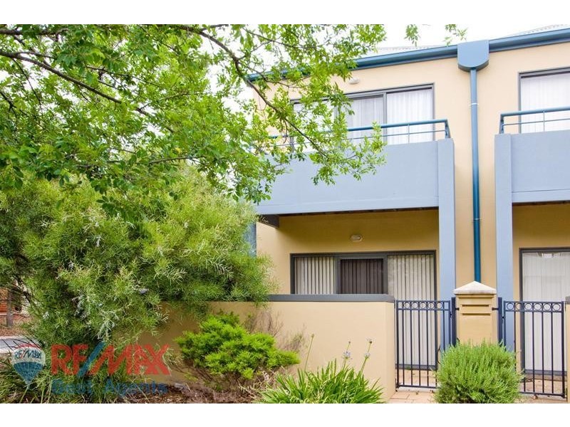8/2 Greentree Place, Mawson Lakes SA 5095