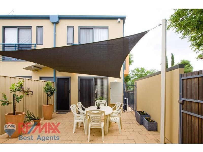 8/2 Greentree Place, Mawson Lakes SA 5095