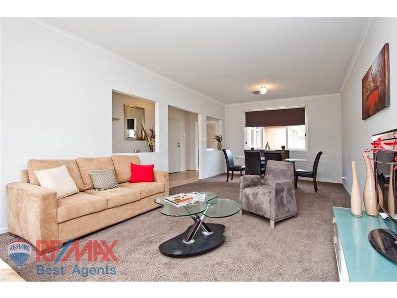 54 Shoalhaven Circuit, Mawson Lakes SA 5095