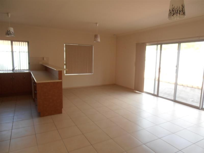 10 Dotteral Place, Mawson Lakes SA 5095