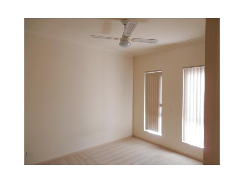 10 Dotteral Place, Mawson Lakes SA 5095