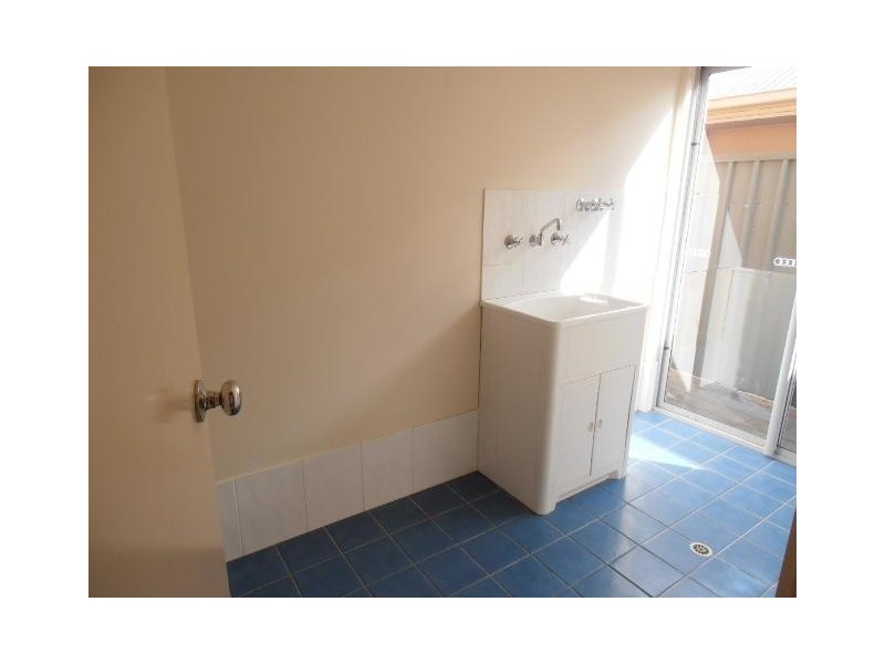 10 Dotteral Place, Mawson Lakes SA 5095