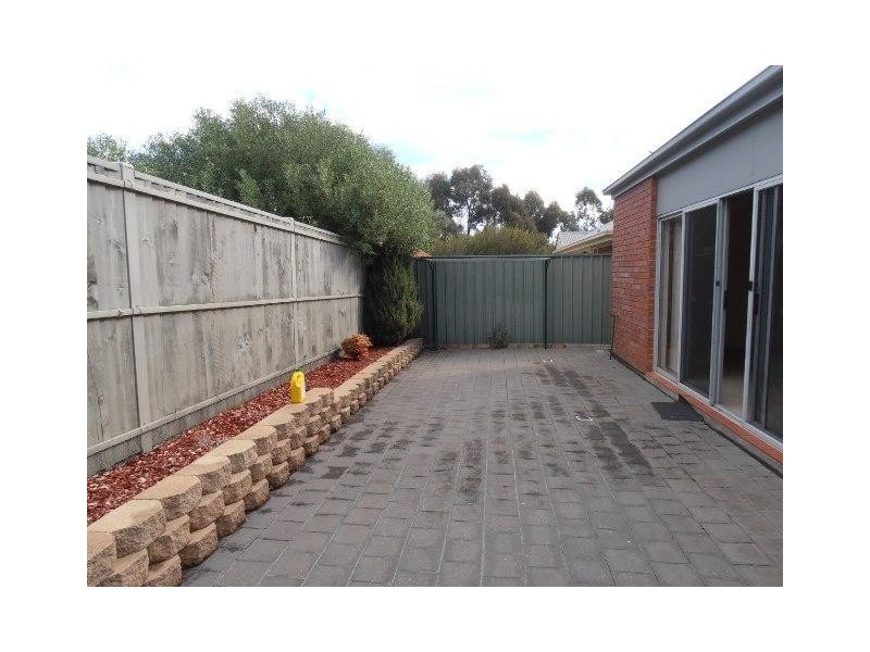 10 Dotteral Place, Mawson Lakes SA 5095