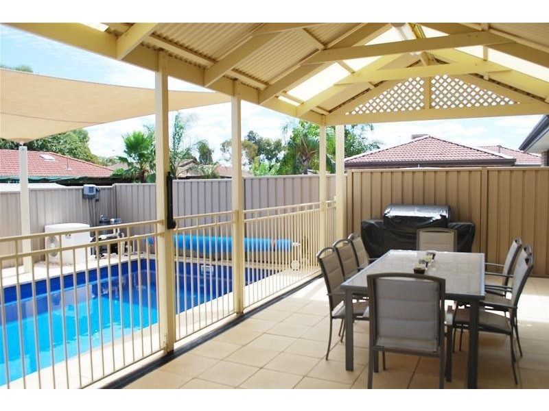 14 Carmine Court, Parafield Gardens SA 5107