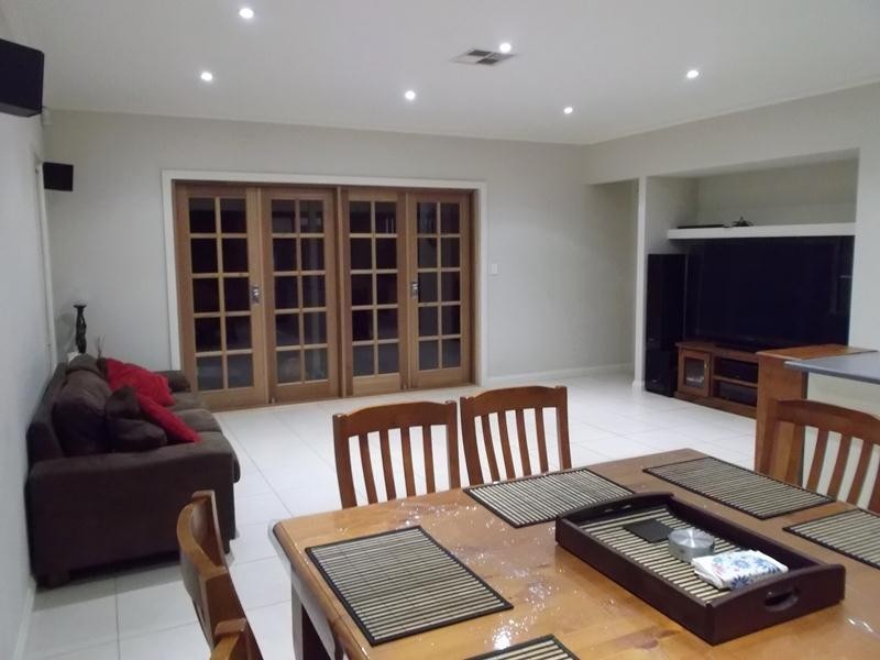 2 Lorentz Court, Mawson Lakes SA 5095