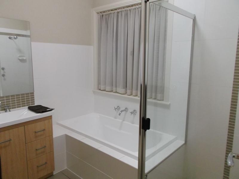 2 Lorentz Court, Mawson Lakes SA 5095