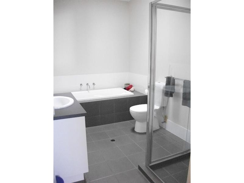 18 The Mall, Mawson Lakes SA 5095