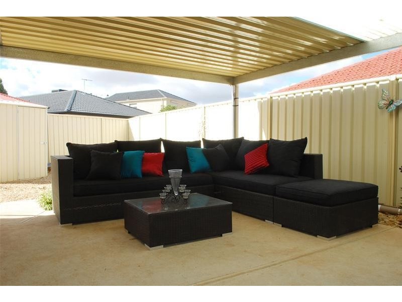 6 Canberra Court, Smithfield SA 5114